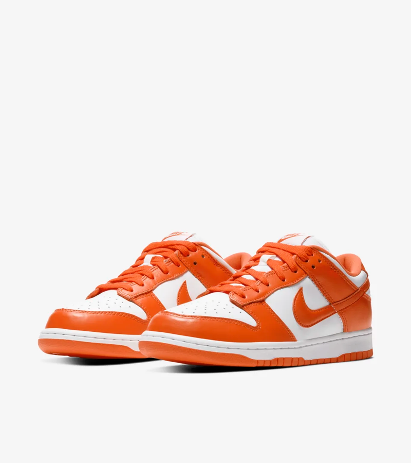 aura dunk low