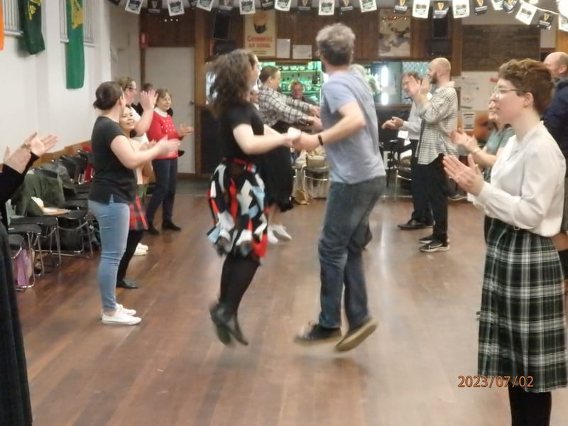 Ceilidh with Confidence!