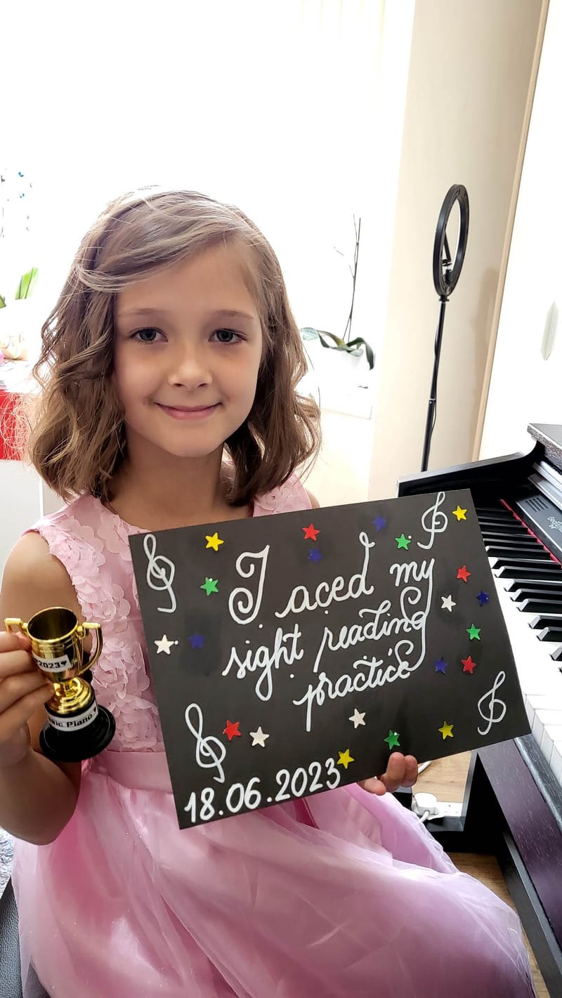 Congratulations to Maria who won a Weekly Practice Challenge - MAGIC PIANO