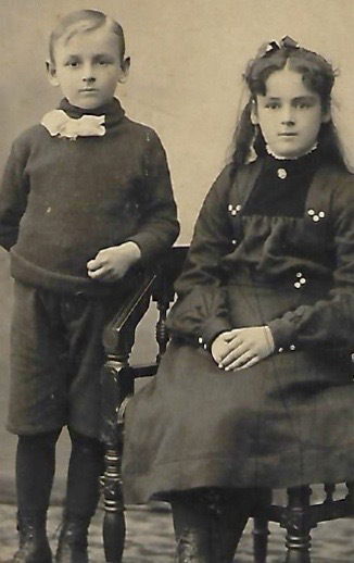 William 'Billy' Jones and Janet Jones, early 1900s