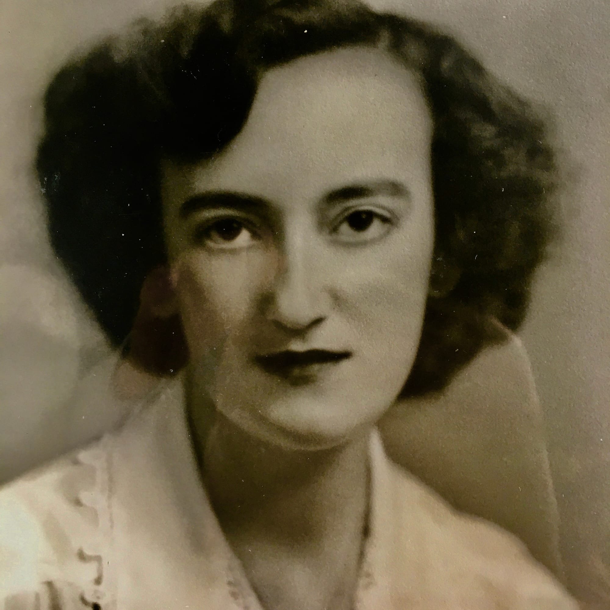 Penelope Lucy Sutton (Harris), 1943