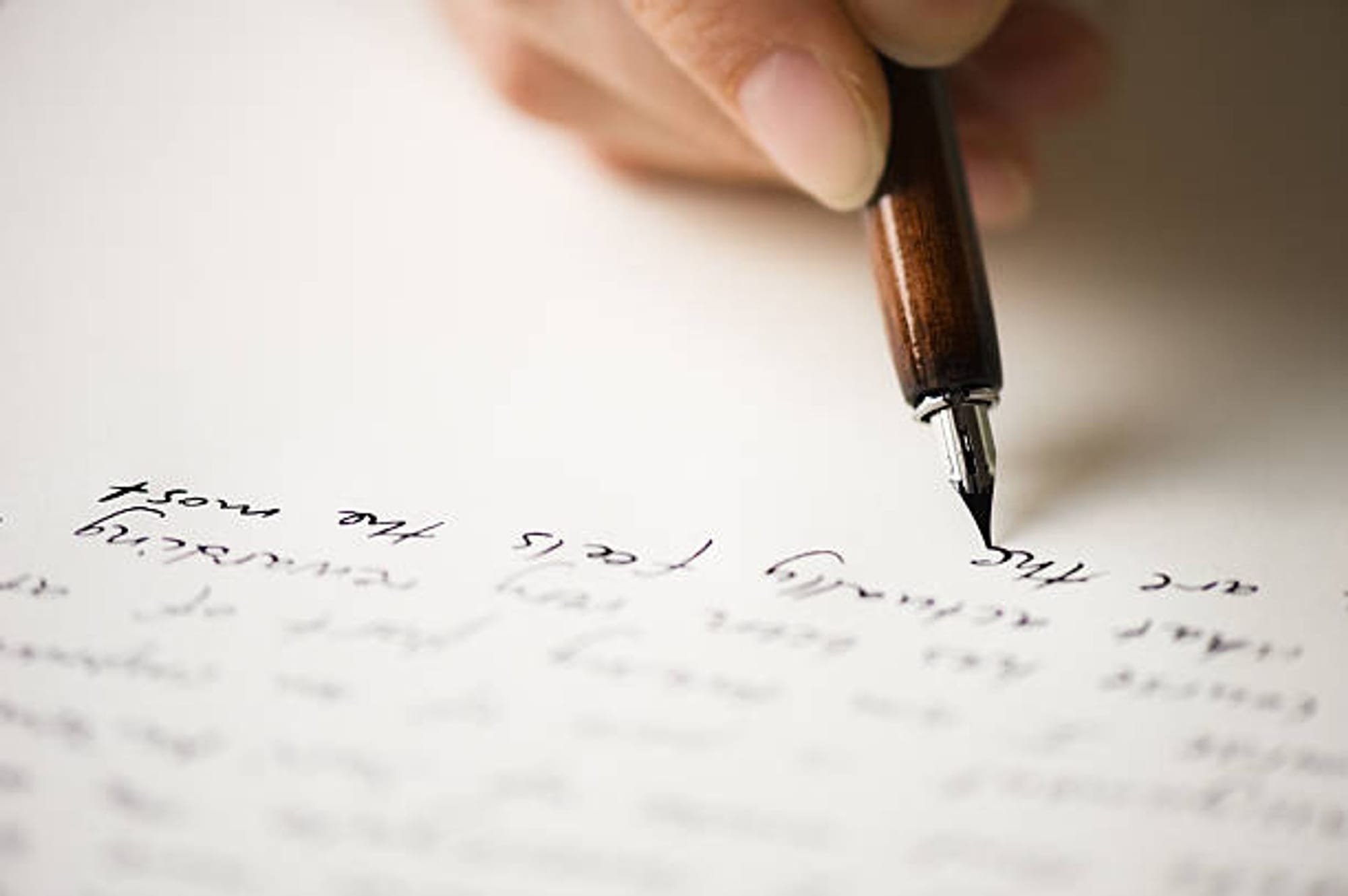 15 creative catches that you can use in your essay