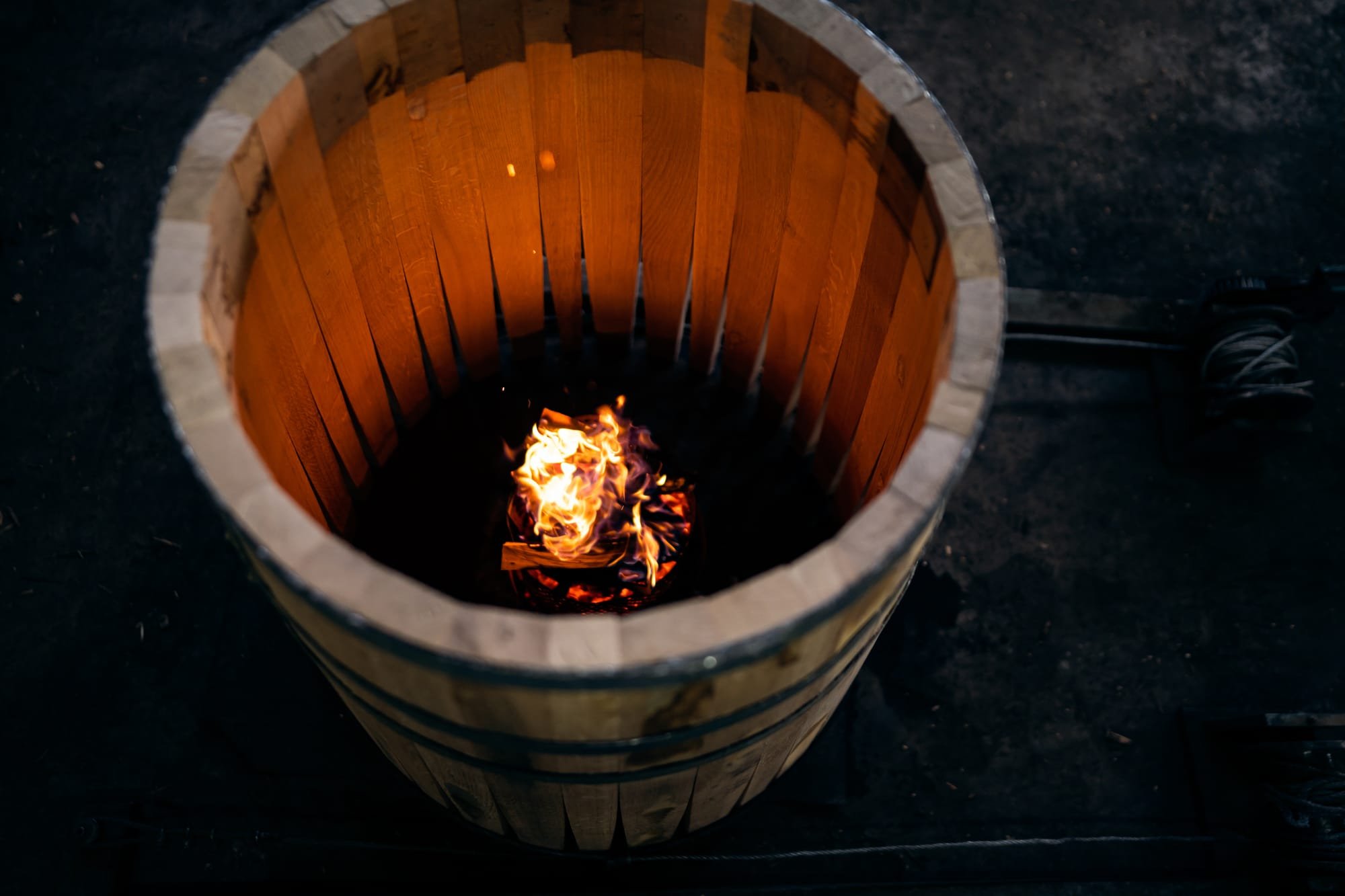 "Toasting" and "charring" oak barrels
