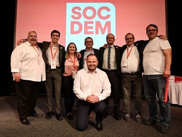 Tschechische Sozialdemokratie: Delegierte lehnten Reformen am Parteitag weitgehend ab