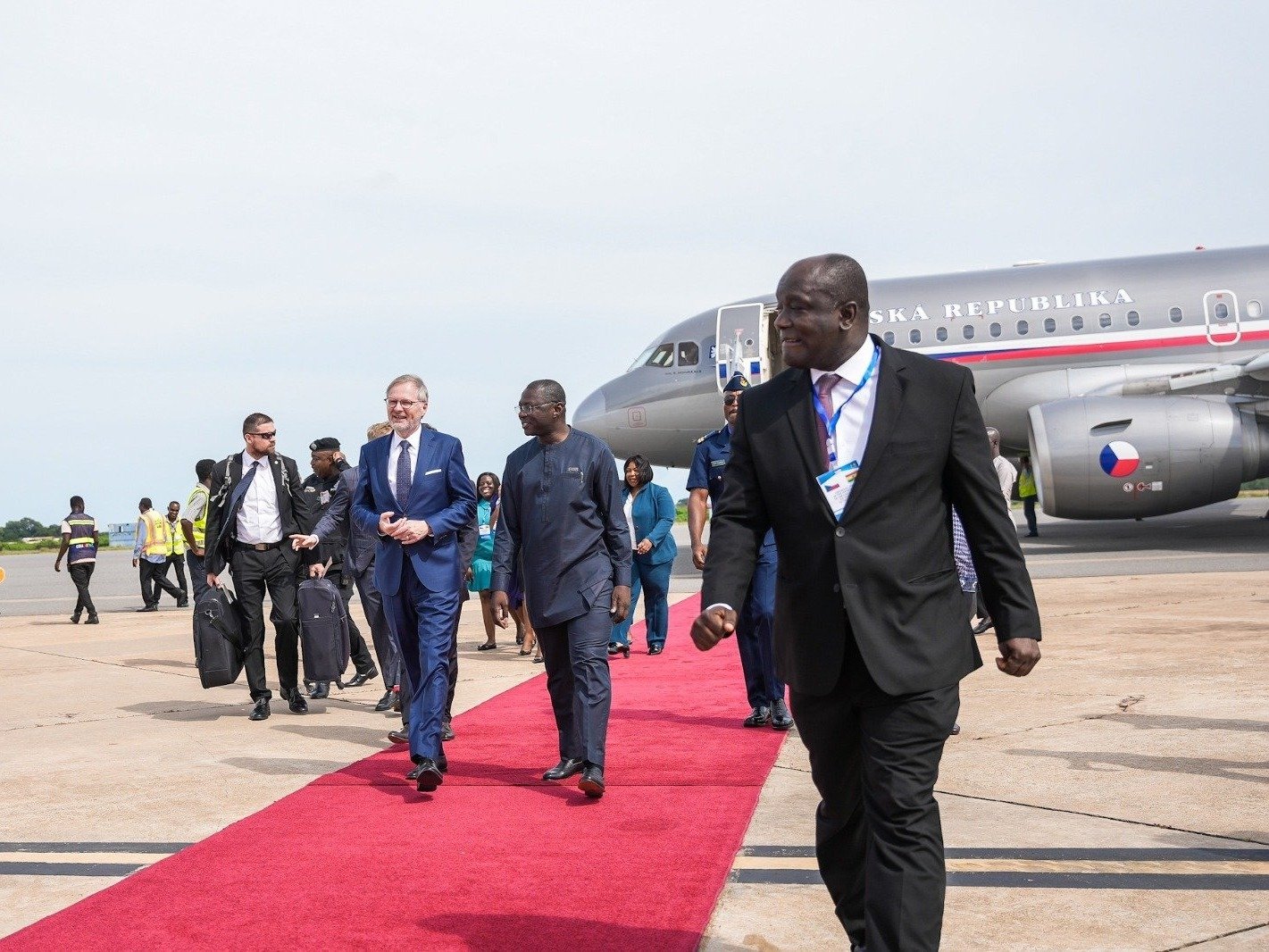 Glücklose Afrika-Reise: Fialas Staatsbesuch in Nigeria in letzter Minute geplatzt