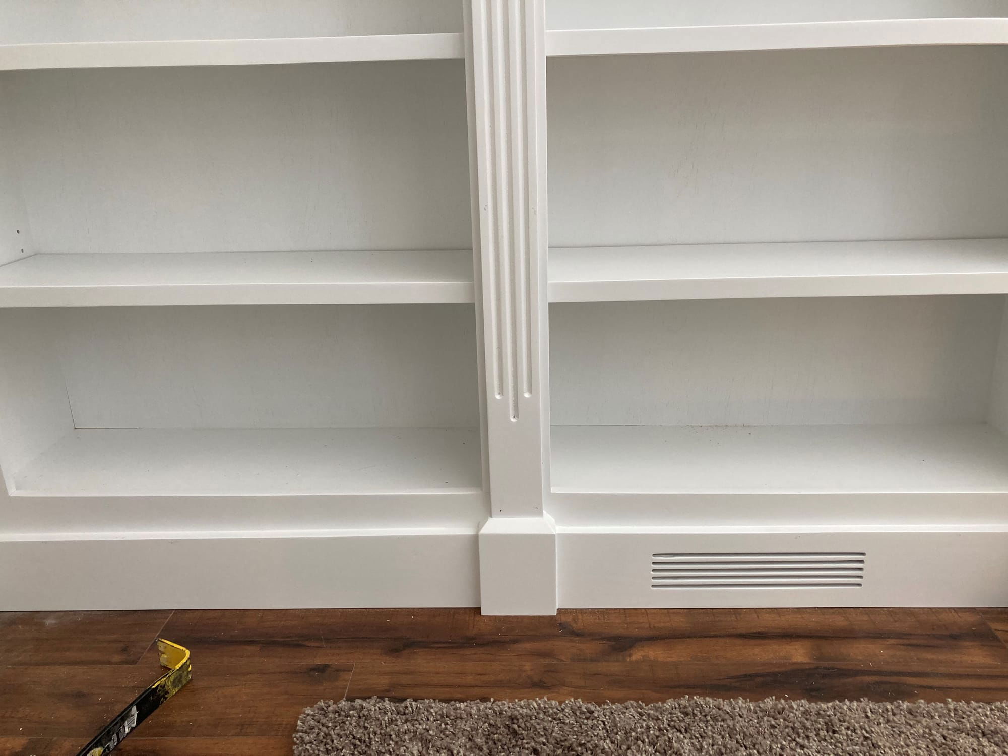 custom bookcase detail