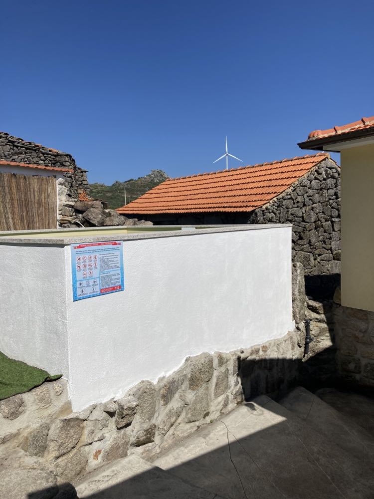 Piscina no exterior