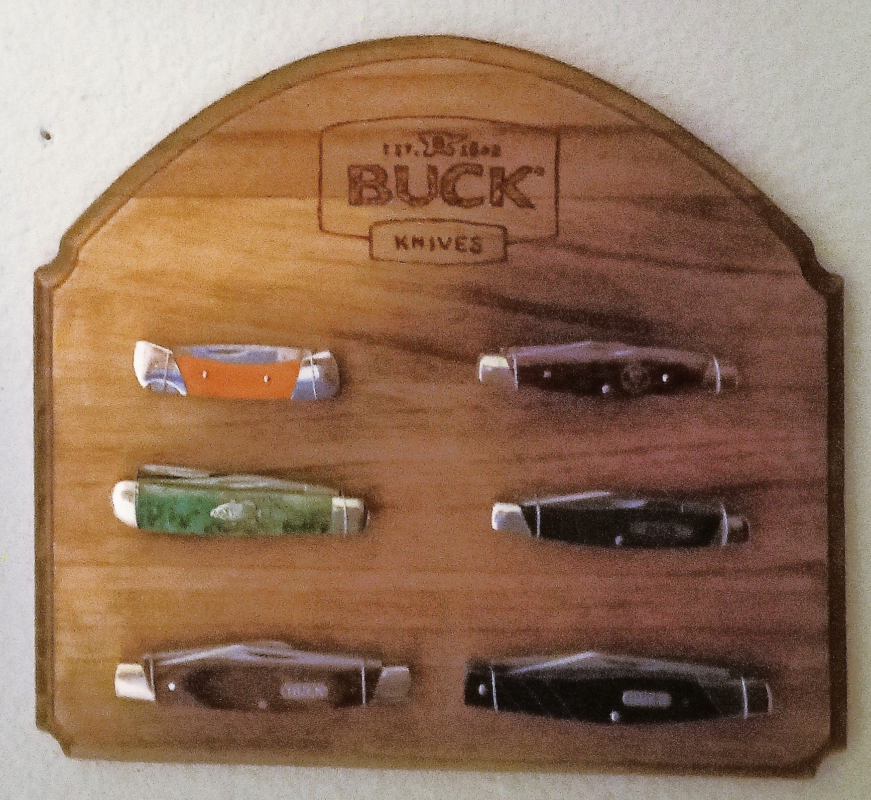 Buck Knife Plaque