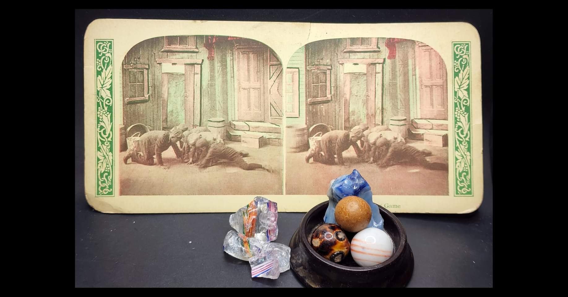 $35 Antique 1800's Stereoscopic picture of marble players with an assortment of historical marbles