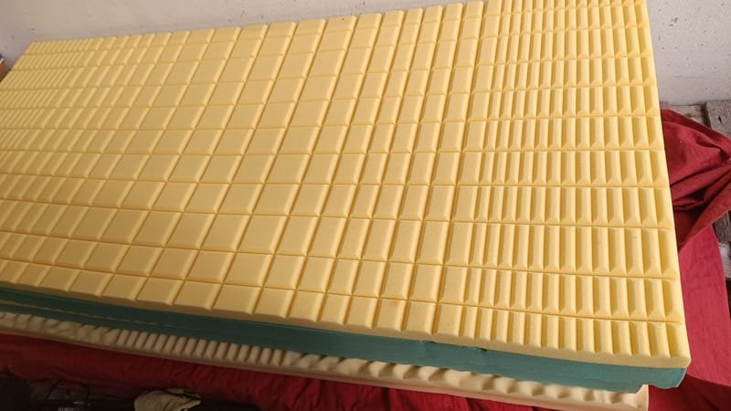 Használt antidecubiotus ápolási matrac szivacs - 90x200cm
