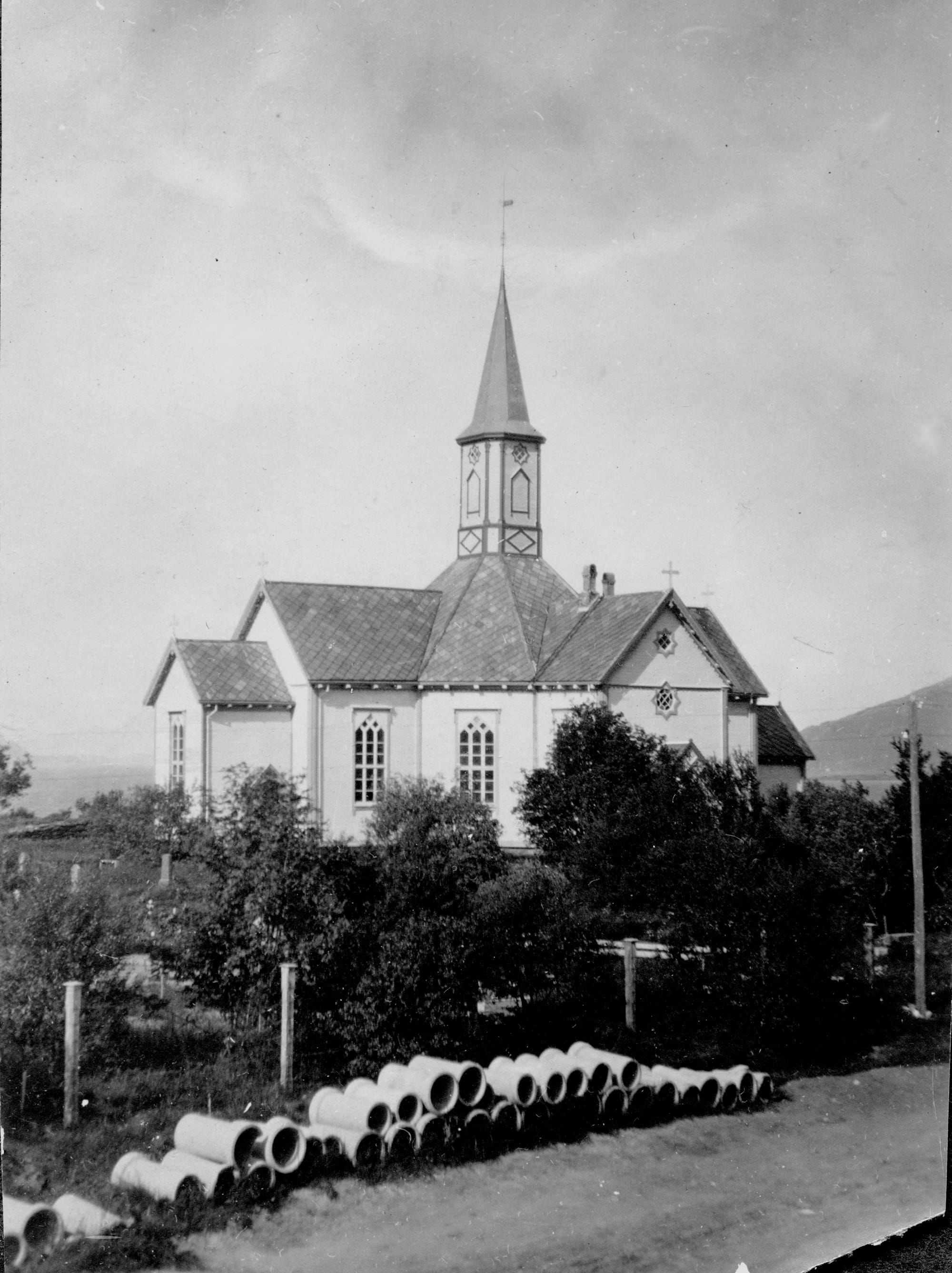 Nesna kyrkje c 1920. Foto Sigurd Blix