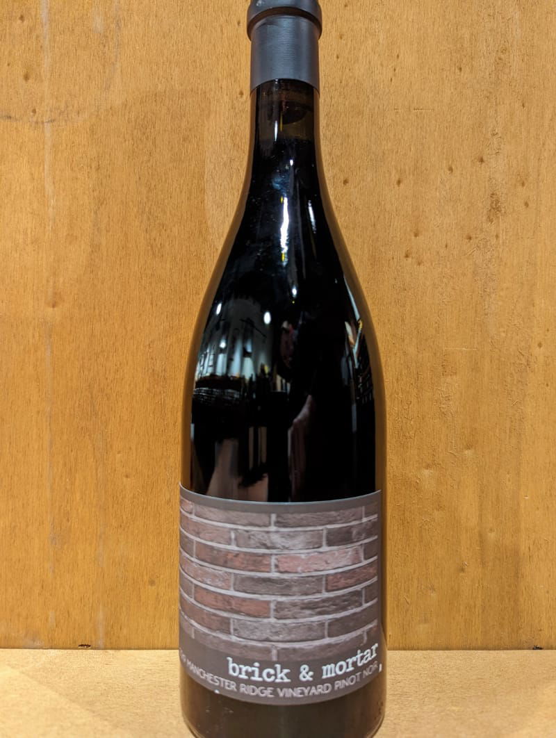 brick & mortar Manchester Ridge Vineyard Pinot Noir  2019