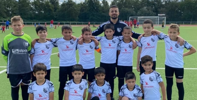 E-Jungen (9-10 Jahre) >>>
