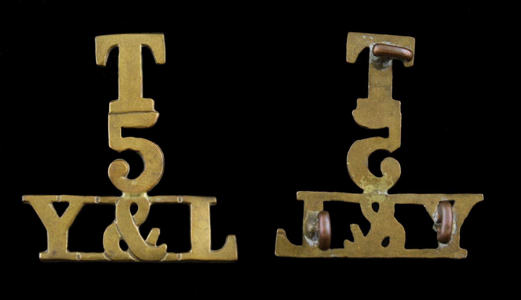 Other Ranks Shoulder Title 5th Battalion worn from 1908 until the1920’s