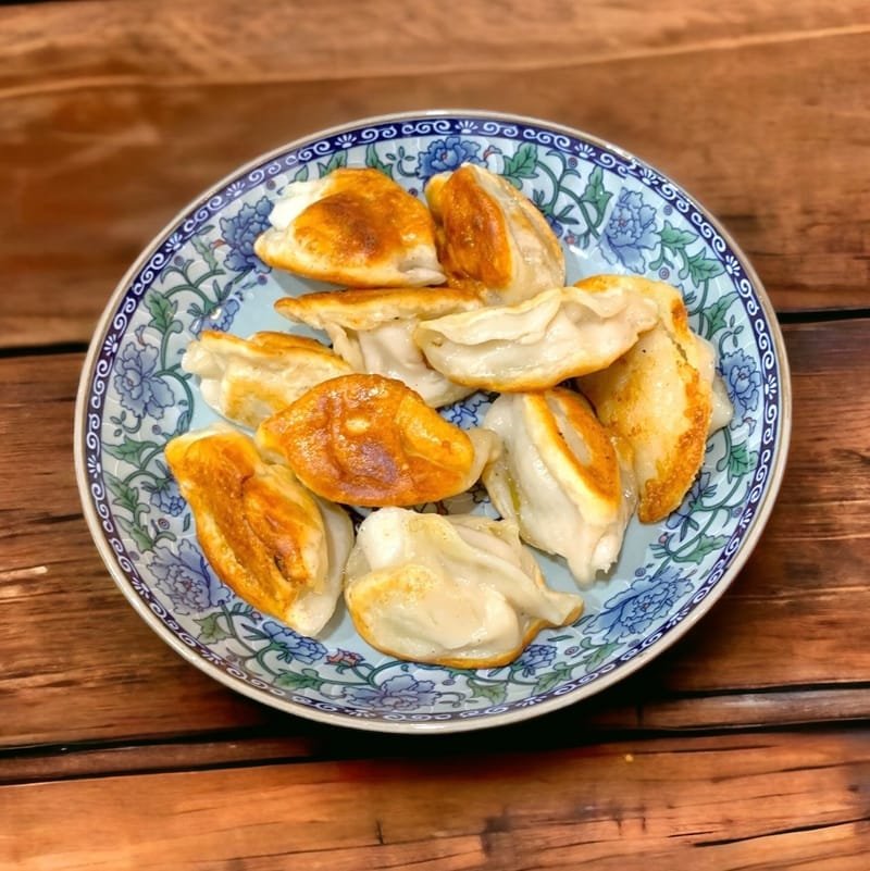 17. Chicken and Cabbage Dumplings (10pcs)