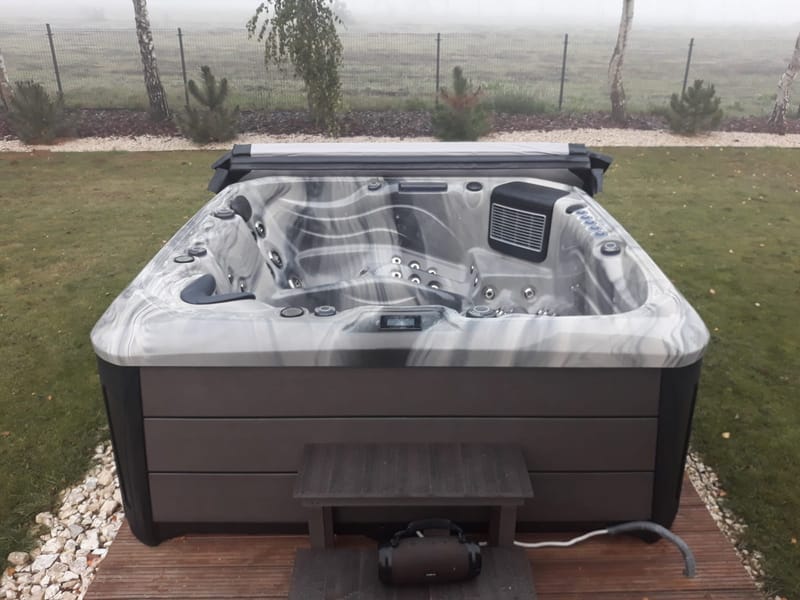 Platinum spas Barcelona JACUZZI