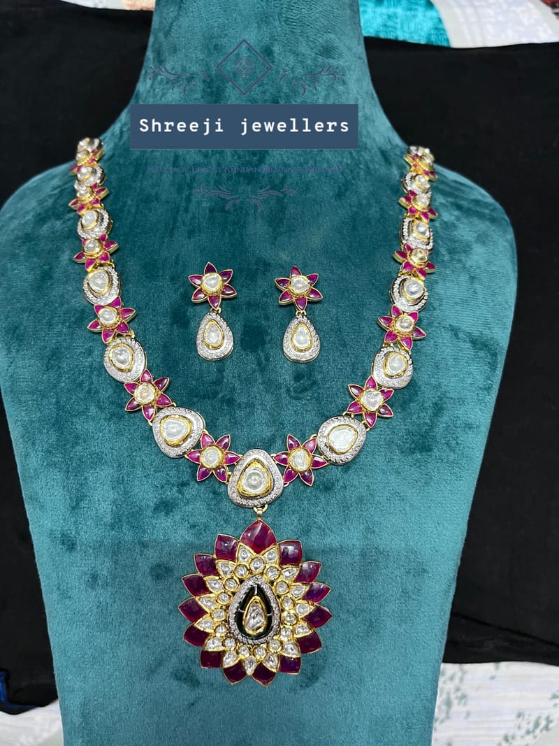 SHREEJI JEWELLERS