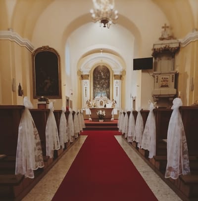 Elsőáldozás image