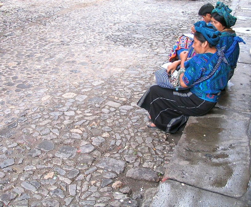 Mujeres en Antigua Guatemala