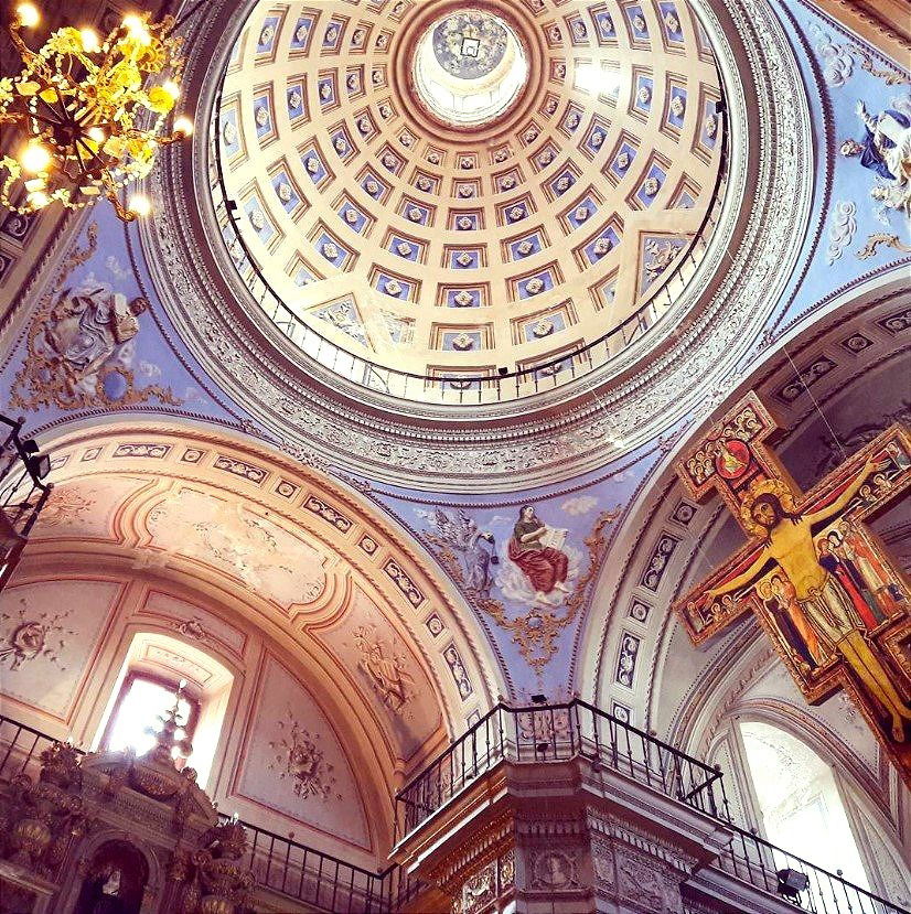 Cúpula e interior de la Iglesia de San Francisco, Salta