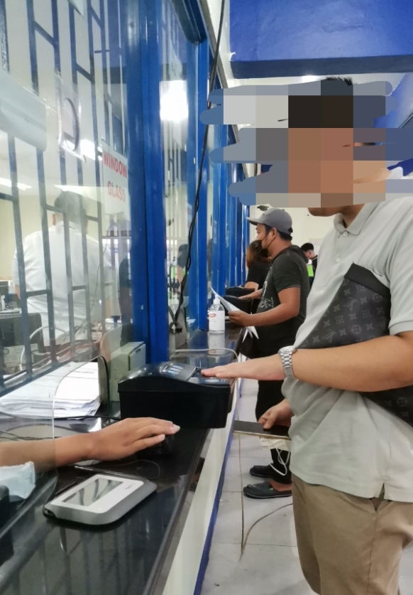 菲律宾汽车的CR新旧款张什么样子?