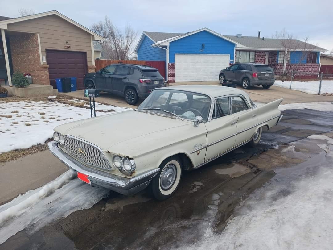 Lucy's 1960 Chrysler Saratoga