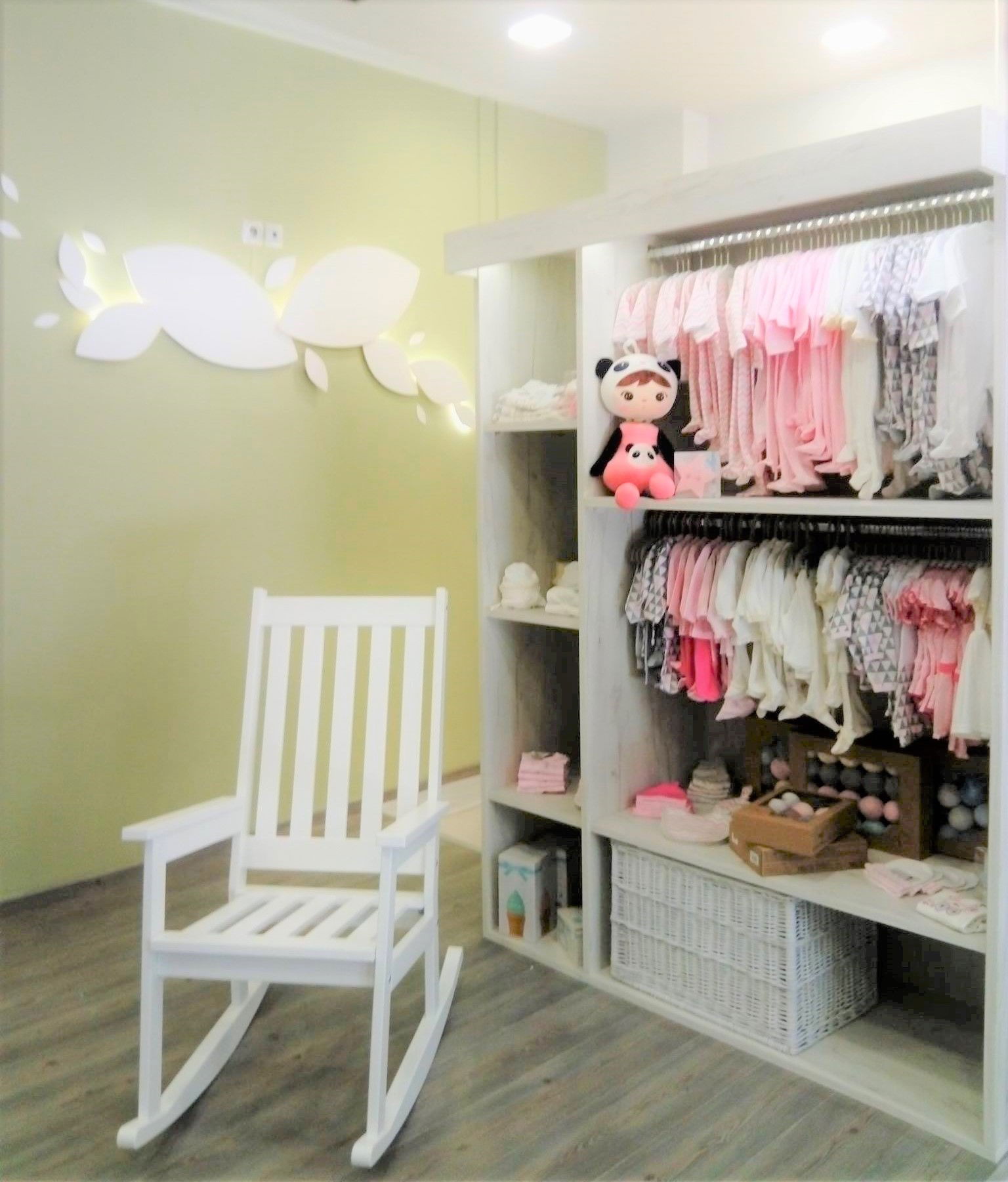 Kids clothing store in Larissa, Greece