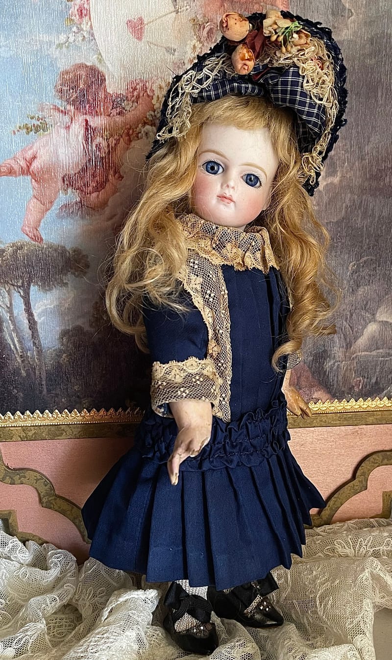 Antique French Dolls - Hearts Will Play