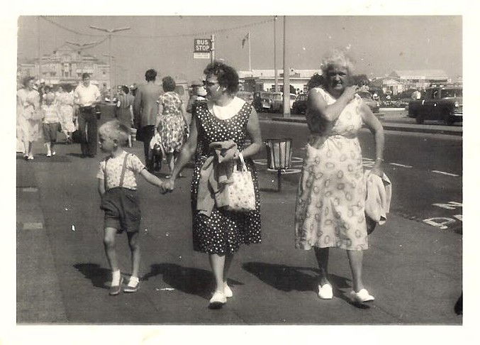 With mum & G'ma at Gt Yarmouth