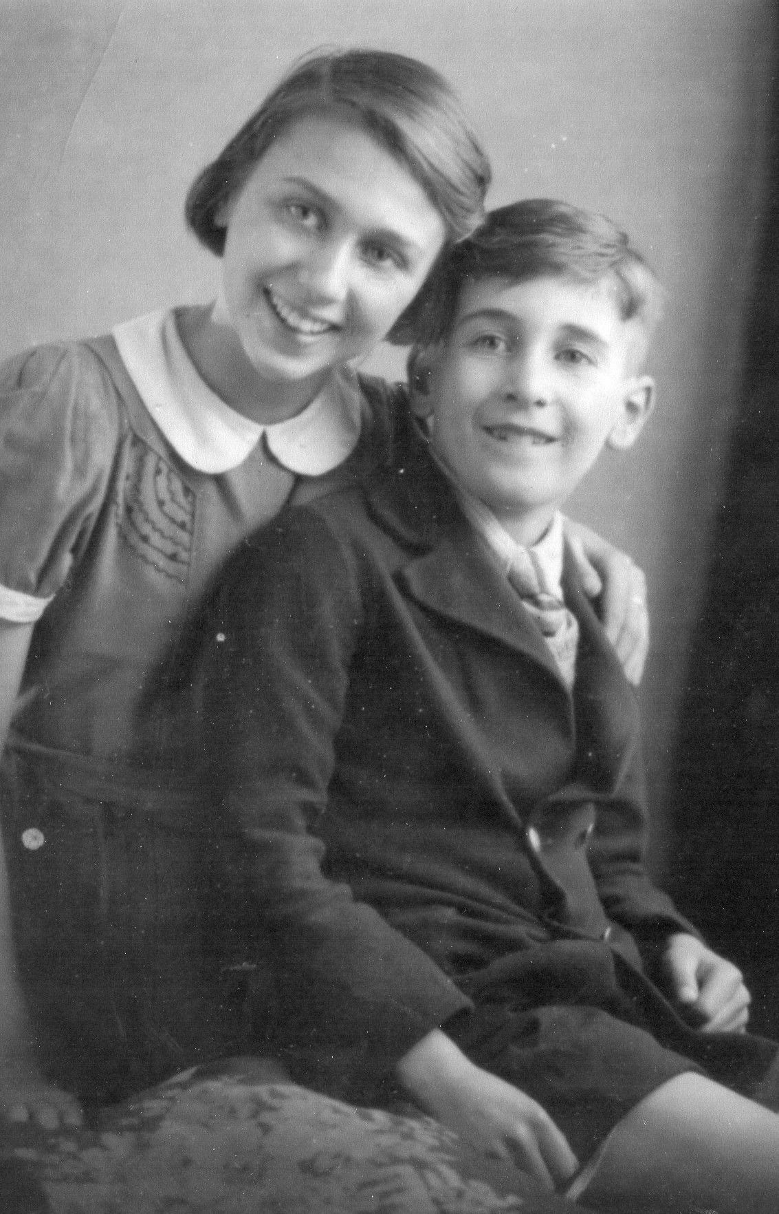 Sister Jean and Peter 1942-3