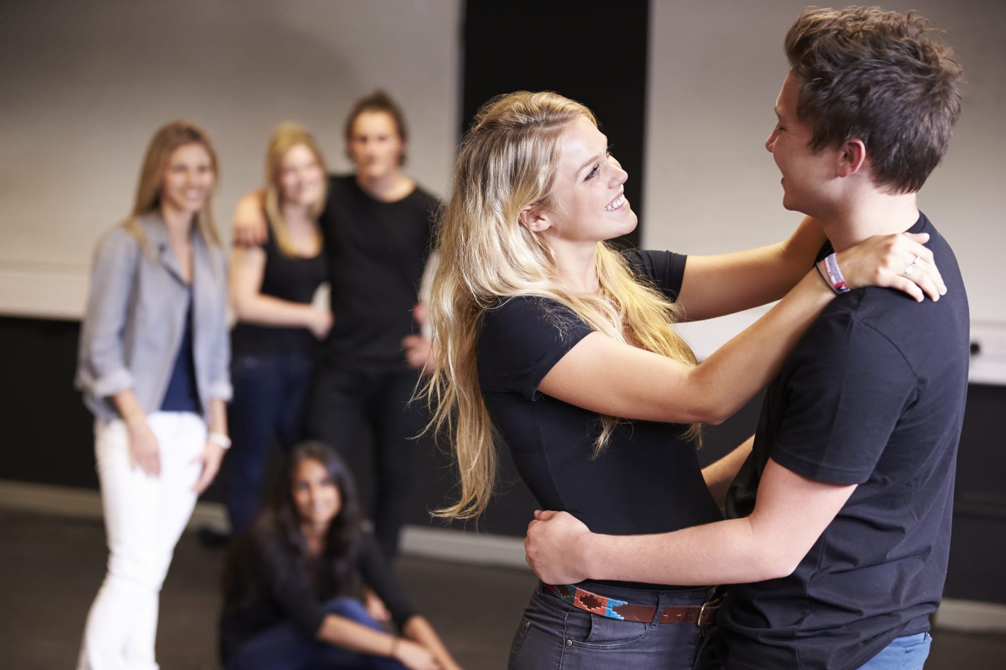 How to Find the Best Acting School
