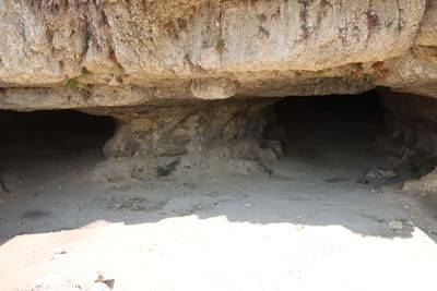 Iraq Al Amir caves image
