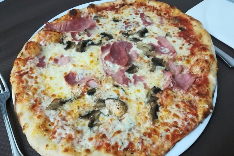 Pizza Elisabetta