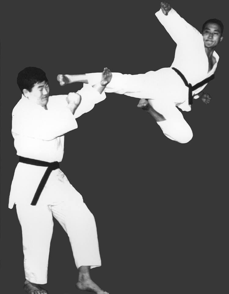 YD Cho Jumping side kick in Melbourne 1970