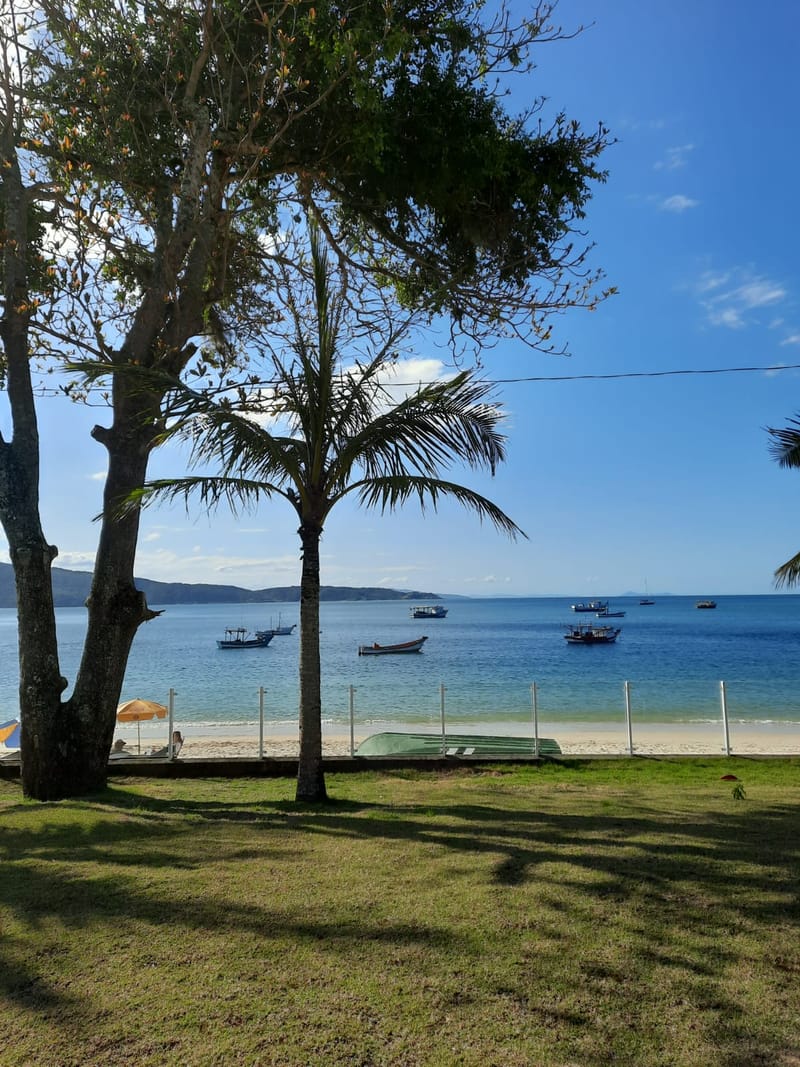 Anúncio vende areia da praia de Bombinhas