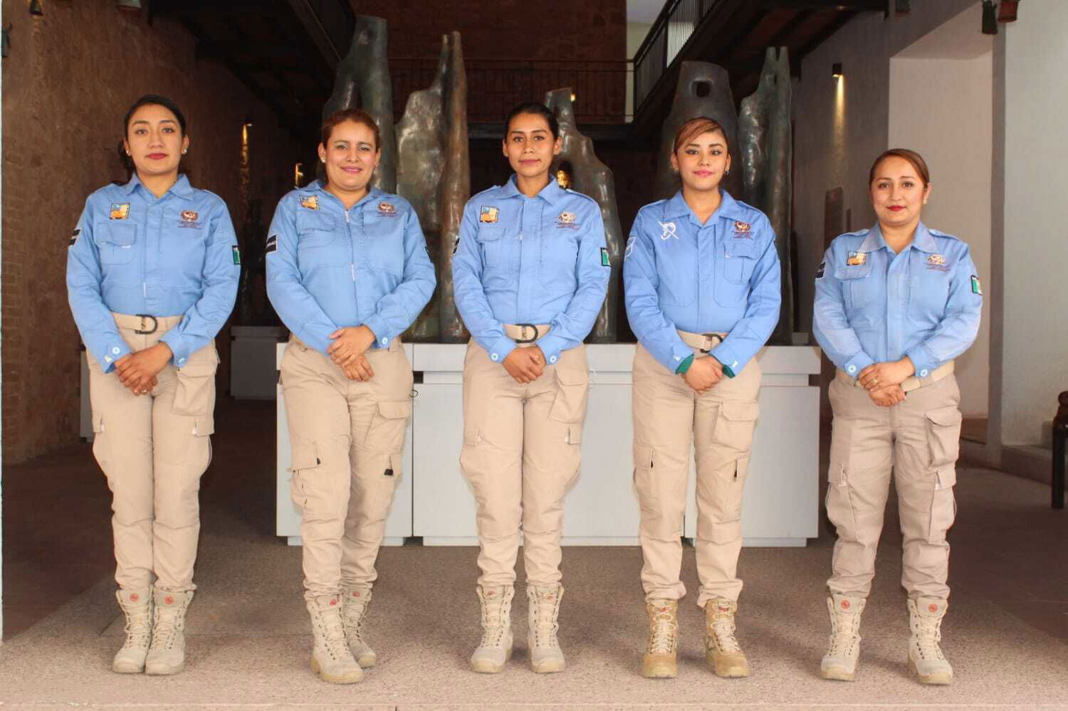 ¡Nuestro equipo de auxiliares turísticas te apoyará!