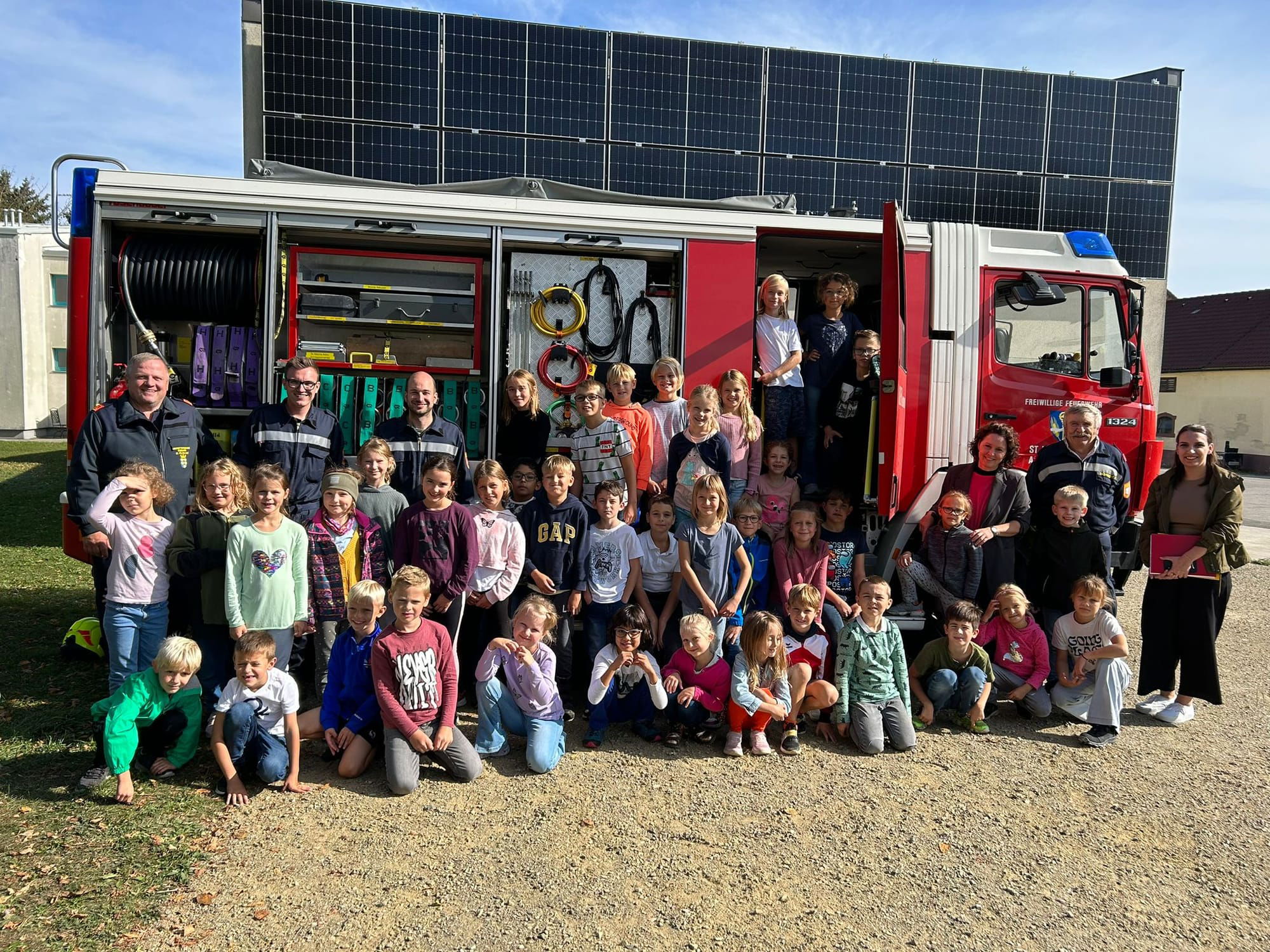 Besuch von der Feuerwehr - Brandschutzübung (Oktober 2023)