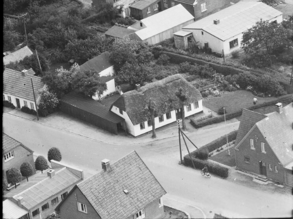Hjørnet af Fårupvej/Mølvangvej  1960