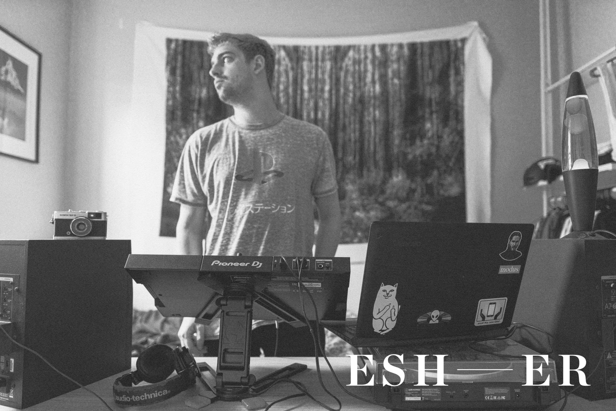 Esher starting 'Alternative Method' show this sunday with guest DJ Jangala.