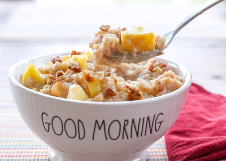 Apple Cinnamon Whole Grain Oatmeal