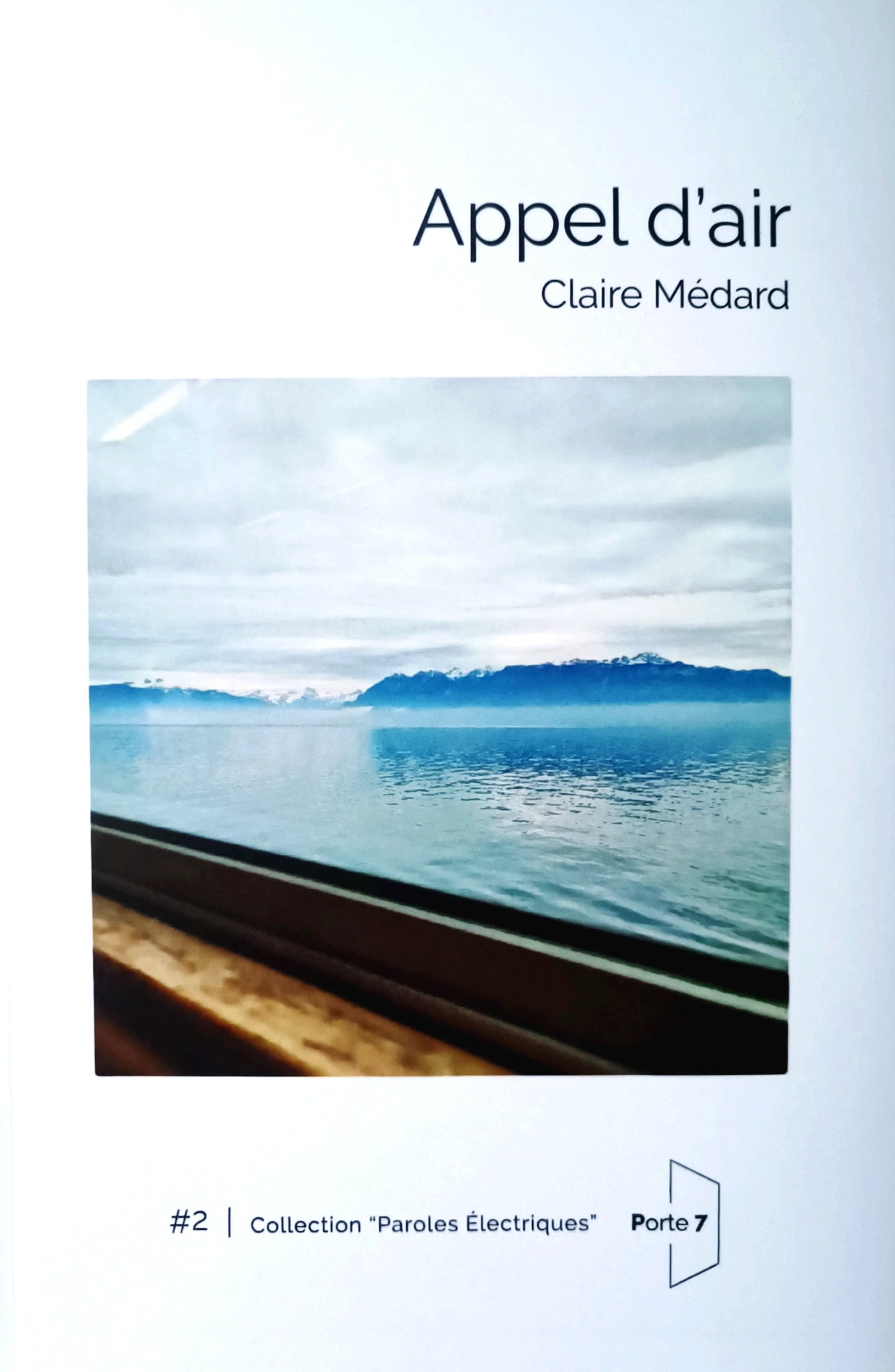 RECUEIL - Une poésie qui ne manque pas d'air : Claire Médard, "Appel d'air"