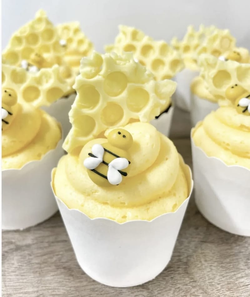 Set of 12 Australia Day Cupcake Toppers Sugar Craft by Rosie