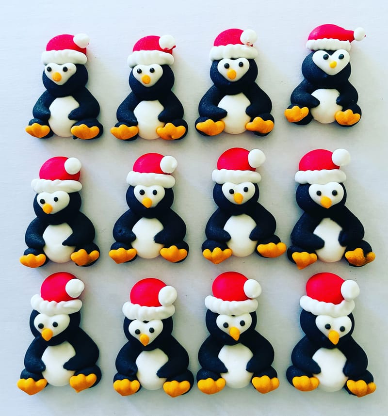 Set of 12 Christmas Penguin Cake Toppers - Sugar Craft by Rosie