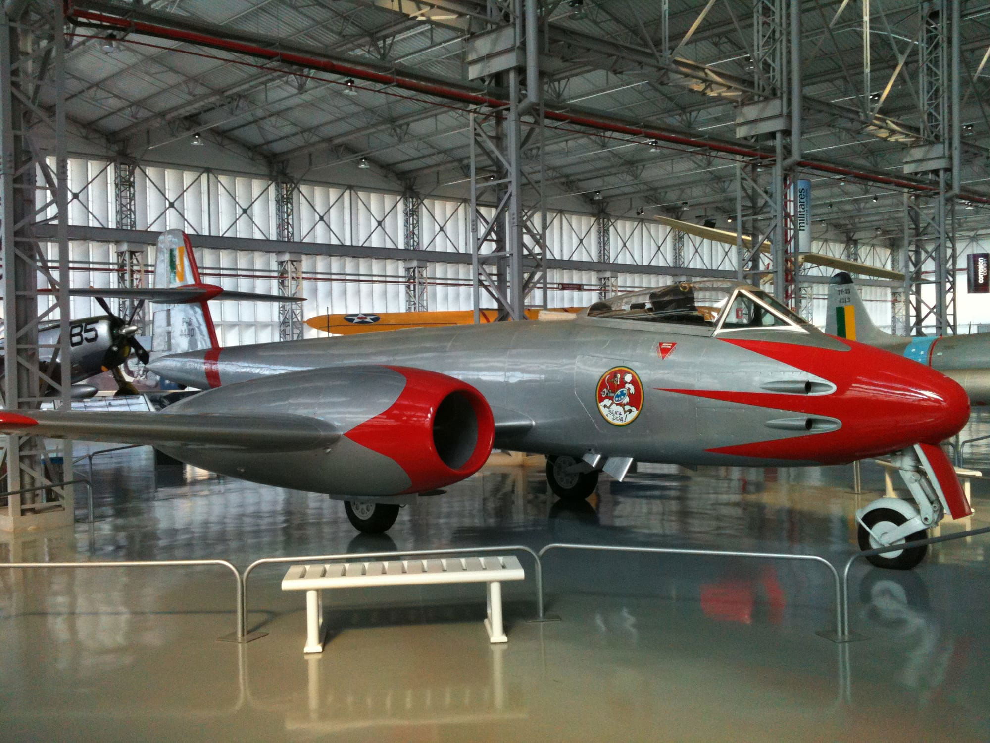 F-8 Gloster "Meteor"