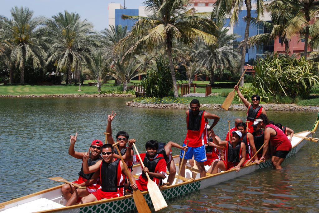 Corporate Games - Dubai Properties - Dragon Boat Race Team