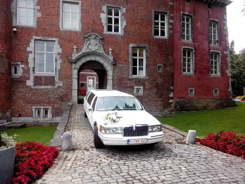 B White Limousine