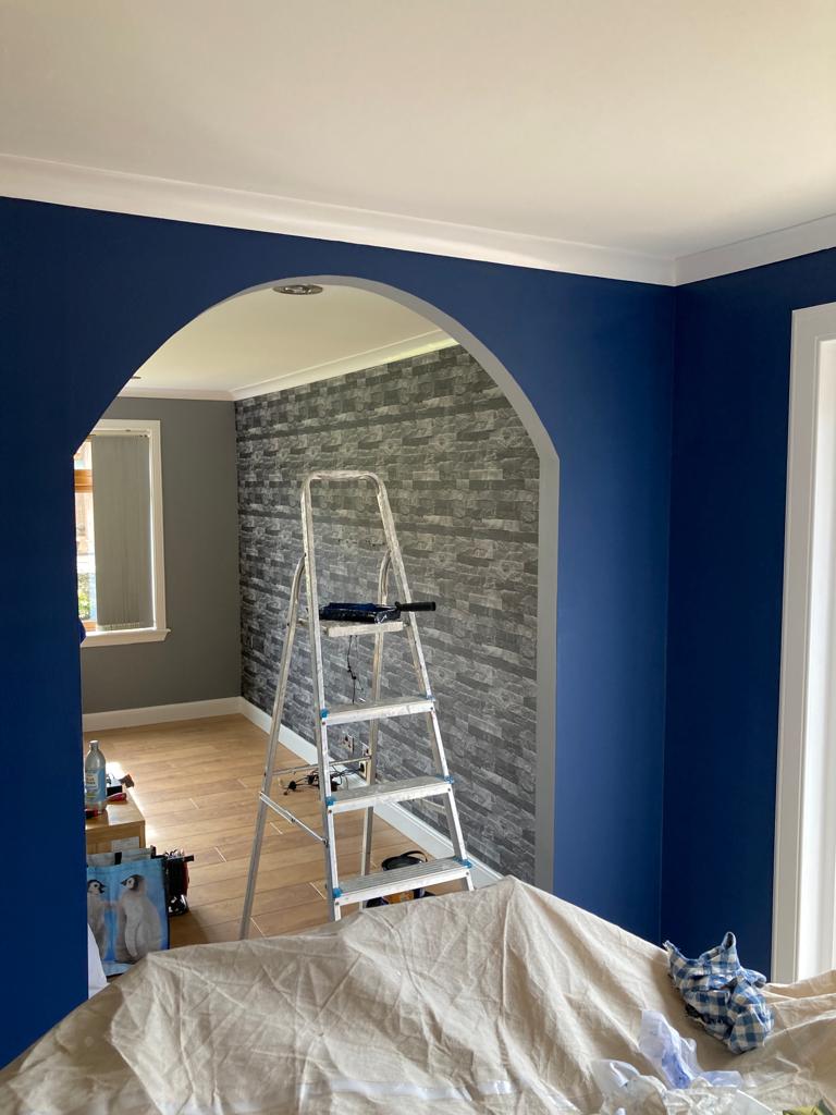 HYND HUTTON DECORATORS Dunfermline based. Domestic & Commercial