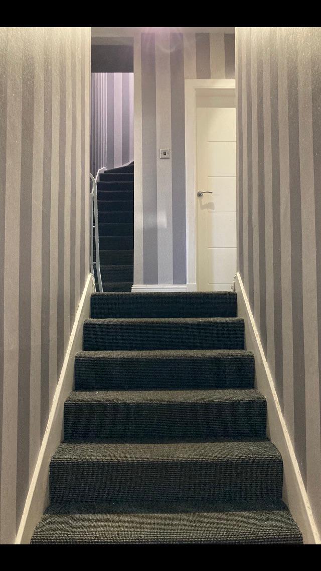 HYND HUTTON DECORATORS Dunfermline based. Domestic & Commercial