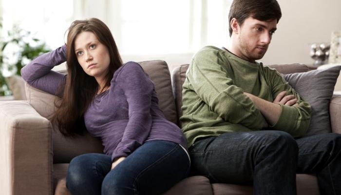 دراسة: العيش مع زوجة كئيبة أو زوج بائس يسبب الأمراض