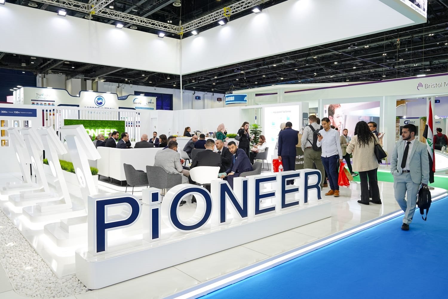"Pioneer" Participates in "DUPHAT 2024", Prepares to Enter UAE Pharmaceutical Market